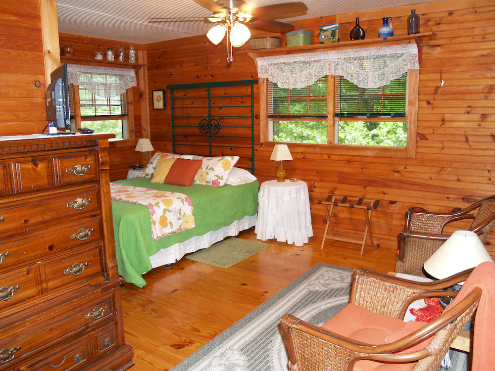 Henson Cove Place Bed And Breakfast W/Cabin ハイアワシー エクステリア 写真