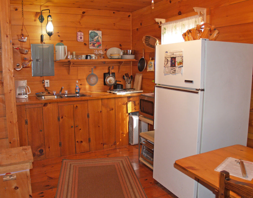 Henson Cove Place Bed And Breakfast W/Cabin ハイアワシー エクステリア 写真